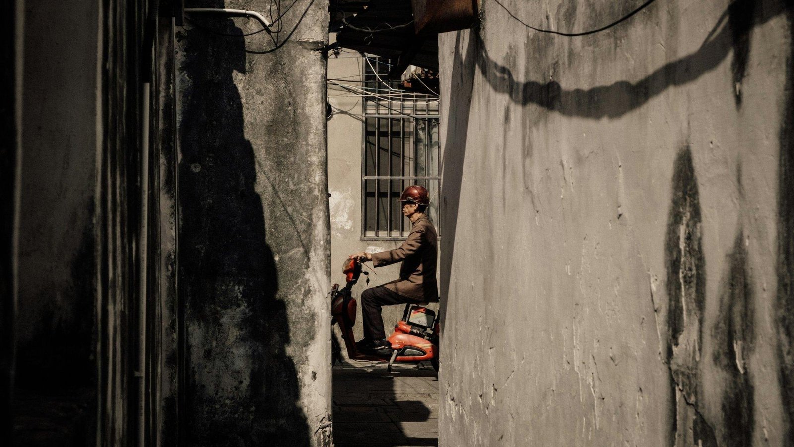 An infographic showing statistics about roadside emergencies requiring winching.