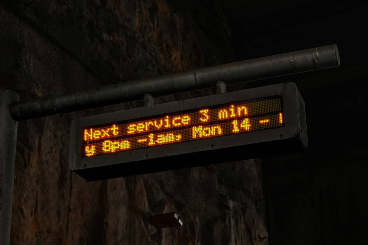 Infographic showing benefits of having priority service on a credit card